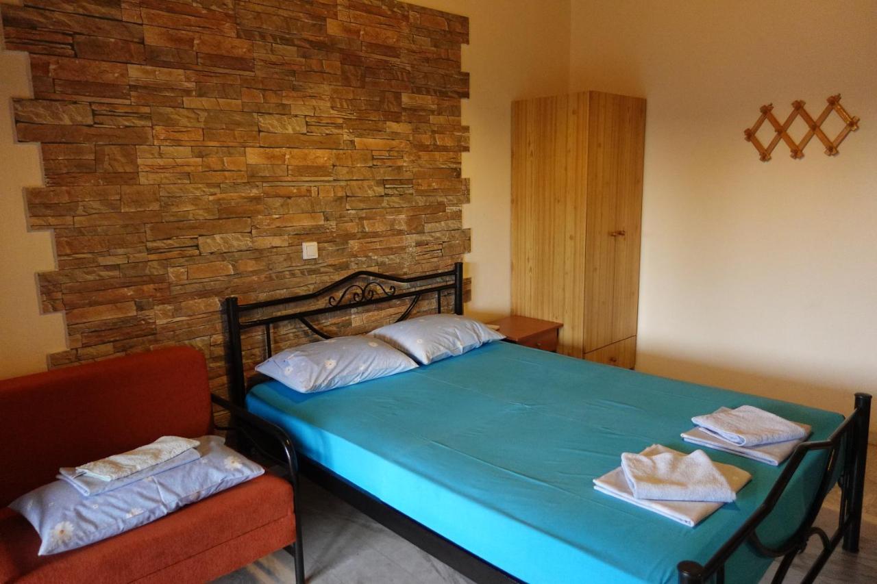 Camping Mitikas And Bungalows Plaka Litochorou Bagian luar foto