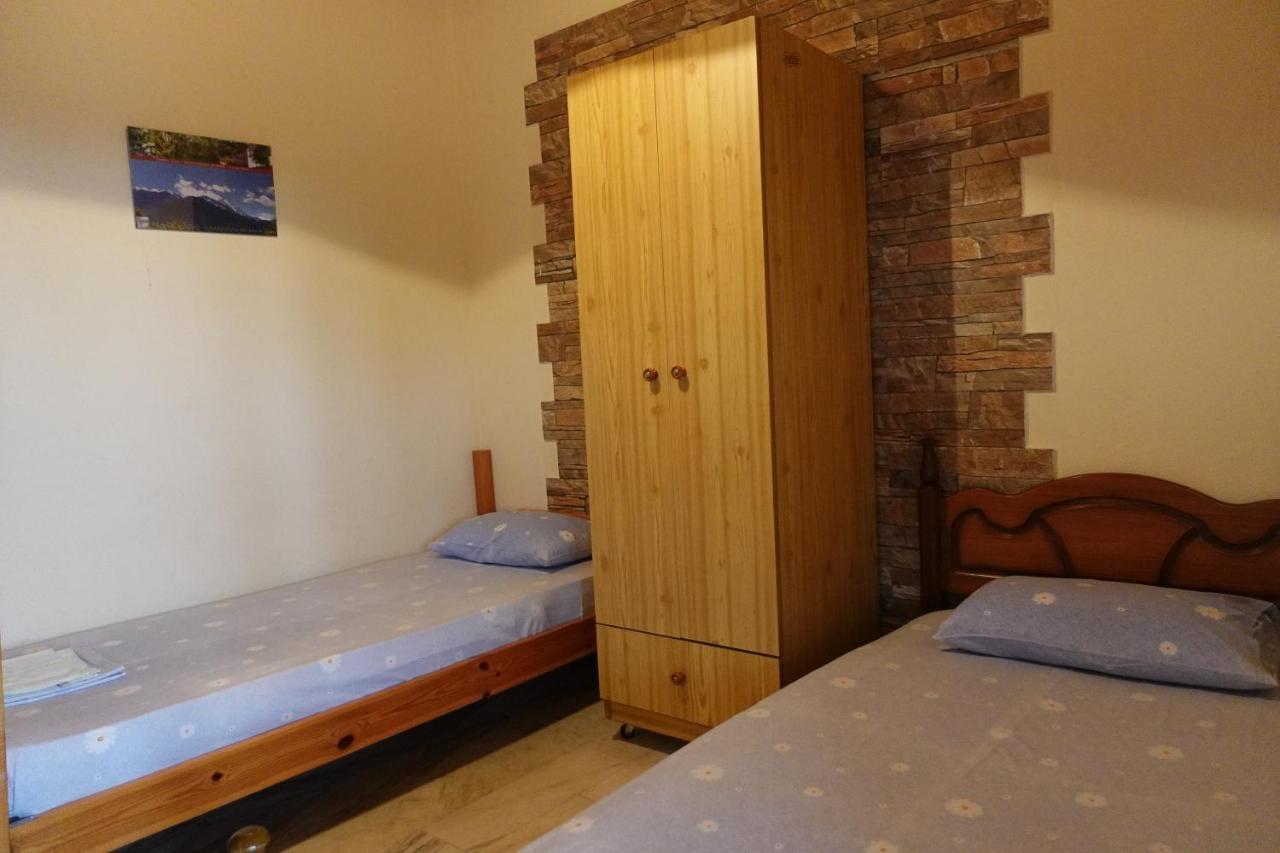 Camping Mitikas And Bungalows Plaka Litochorou Bagian luar foto