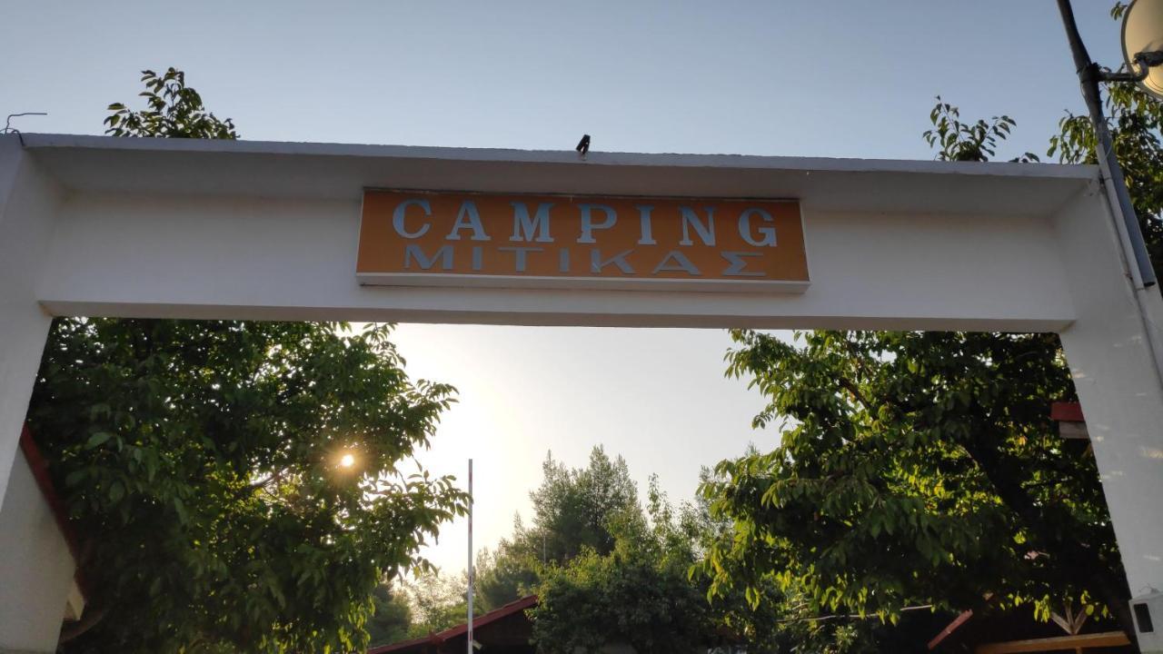 Camping Mitikas And Bungalows Plaka Litochorou Bagian luar foto