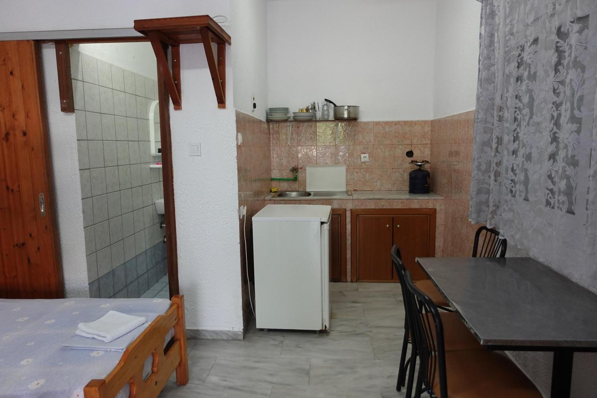 Camping Mitikas And Bungalows Plaka Litochorou Bagian luar foto